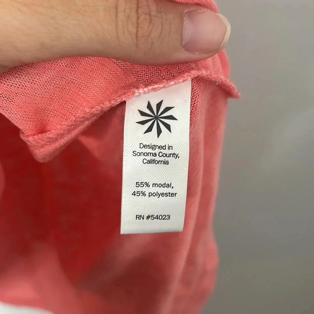Athleta breezy coral